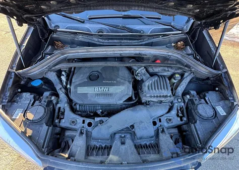 2021 BMW X1 Sdrive28I z USA, uszkodzony, nr VIN WBXJG7C01M5S99160